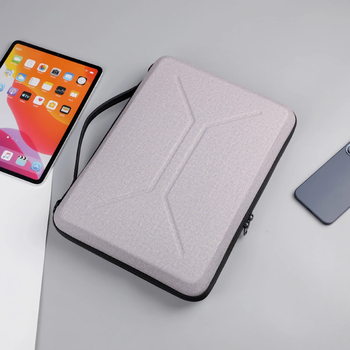 Hard Shell Single-Shoulder Laptop Sleeve